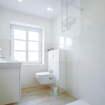 Appartement 1 *